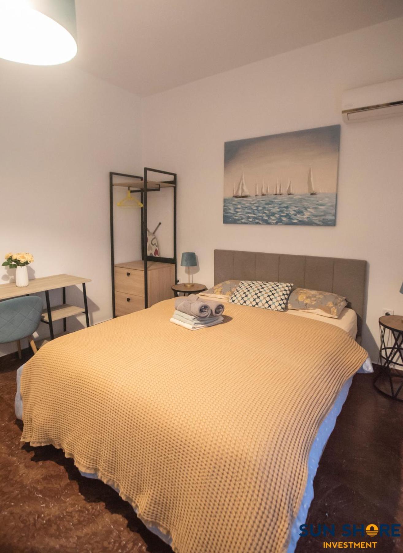 Explore Greece From Lovely City Centre Apartment Chalkís 外观 照片